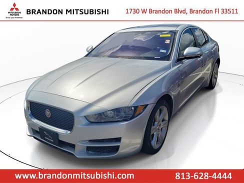 Used 2017 Jaguar XE Premium RWD image 1