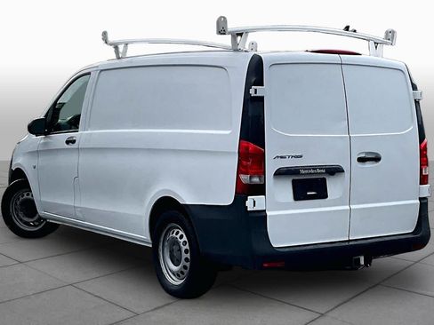 Used 2018 Mercedes-Benz Metris image 12