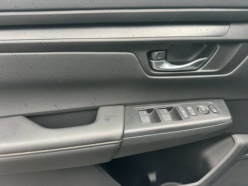 Used 2025 Honda CR-V Sport image 11