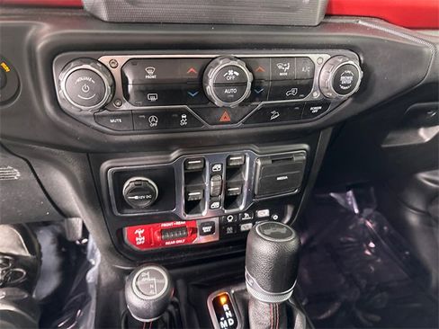 Used 2020 Jeep Wrangler Unlimited Rubicon image 29