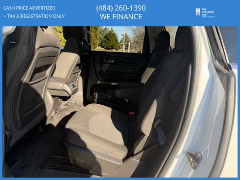 Used 2017 Chevrolet Traverse LT image 10