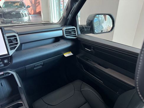 New 2026 Toyota Tundra SR5 AWD/4WD image 38