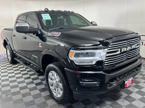 Used 2022 RAM 3500 Laramie AWD/4WD image 8