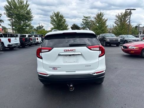 Used 2023 GMC Terrain SLT AWD/4WD image 7