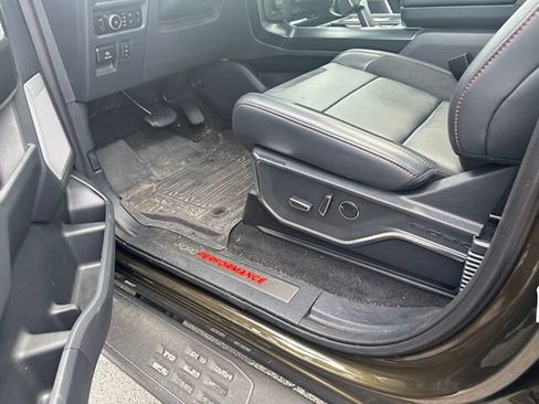 Used 2025 Ford F150 Raptor AWD/4WD image 26