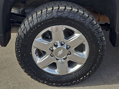 Used 2020 Chevrolet Silverado 2500 LTZ w/ LTZ Premium Package image 7