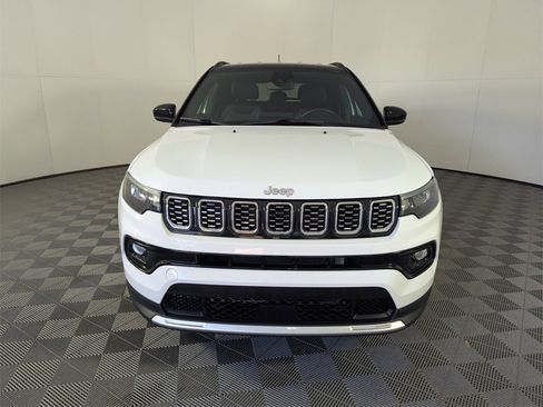 Certified 2024 Jeep Compass Limited image 3