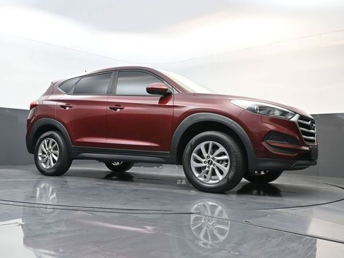 Used 2017 Hyundai Tucson SE image 27