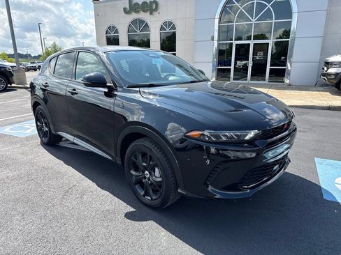 Used 2024 Dodge Hornet R/T Plus w/ R/T Blacktop Package AWD/4WD image 2
