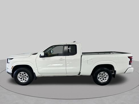 Certified 2024 Nissan Frontier SV w/ Technology Package AWD/4WD image 35