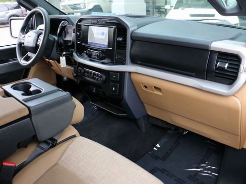 Used 2023 Ford F150 XLT image 30