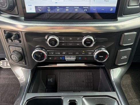 Used 2022 Ford F150 Lariat w/ Equipment Group 502A High image 18