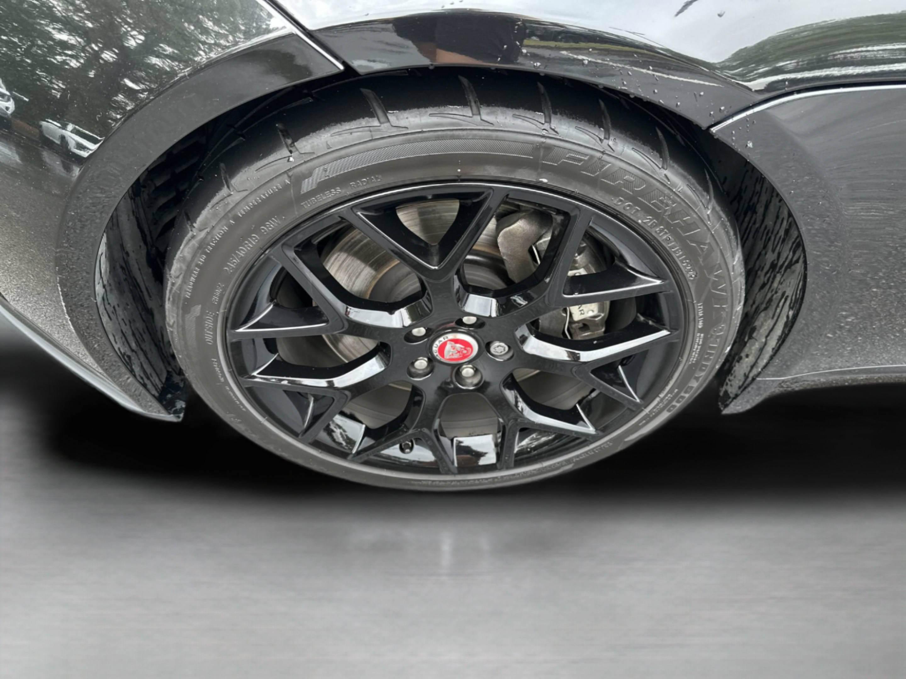 Used 2018 Jaguar F-TYPE Convertible RWD image 28