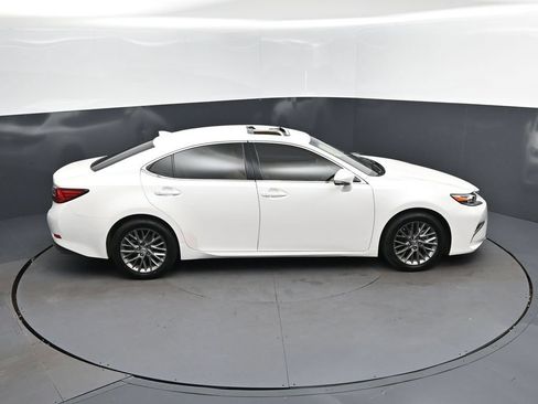 Used 2018 Lexus ES 350 w/ Premier Package FWD image 35