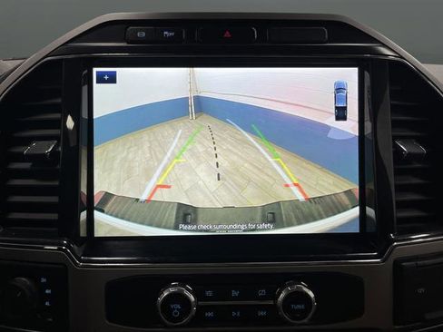 Used 2022 Ford F250 Lariat image 10