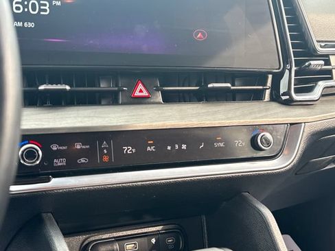 Used 2025 Kia Sportage X-Line AWD/4WD image 19