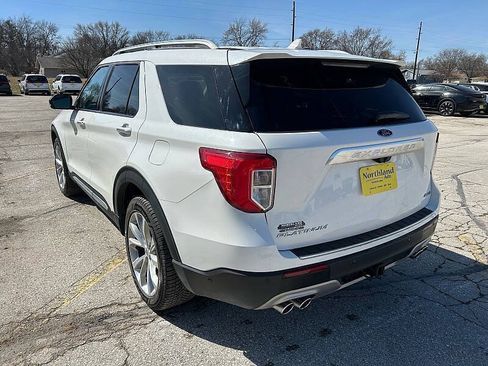 Used 2021 Ford Explorer Platinum w/ Equipment Group 601A AWD/4WD image 47