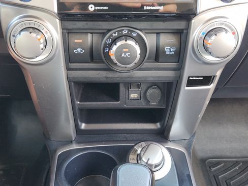 Used 2023 Toyota 4Runner TRD Sport AWD/4WD image 19