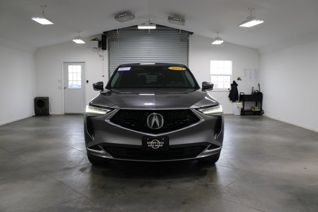 Used 2023 Acura MDX w/ Technology Package AWD/4WD image 4