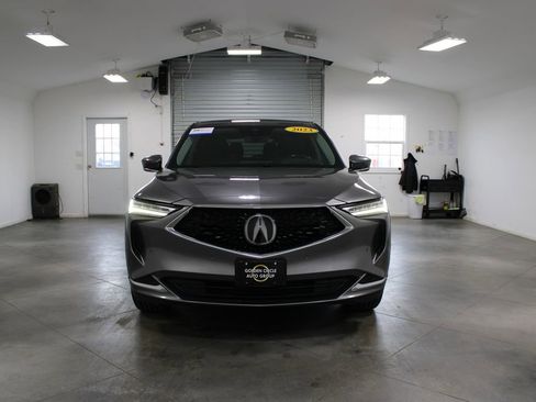Used 2023 Acura MDX SH-AWD w/ Technology Package image 4