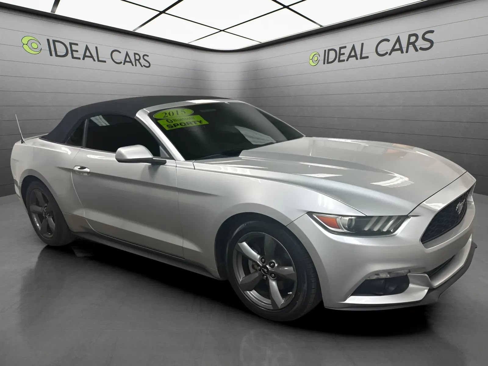 Used 2015 Ford Mustang Convertible w/ Equipment Group 051A RWD image 3