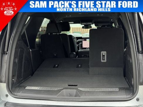 Used 2025 GMC Yukon Denali AWD/4WD image 36