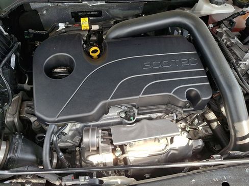 Used 2025 Chevrolet Equinox LT AWD/4WD image 28