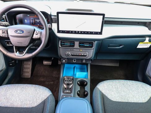 New 2025 Ford Maverick XLT w/ XLT Luxury Package AWD/4WD image 14