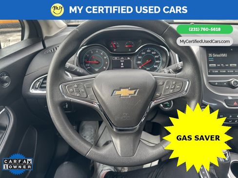 Used 2017 Chevrolet Cruze LT w/ Convenience Package image 17