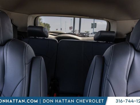 Used 2021 Buick Enclave Essence w/ LPO, Floor Liner Package FWD image 20