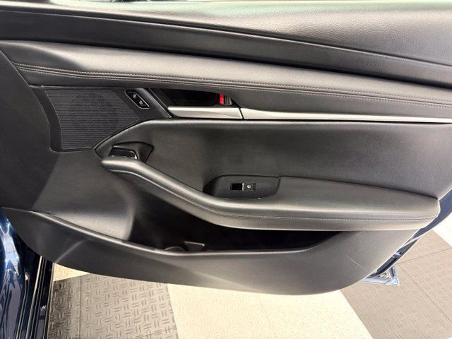 Used 2025 MAZDA MAZDA3 s Sport FWD image 22