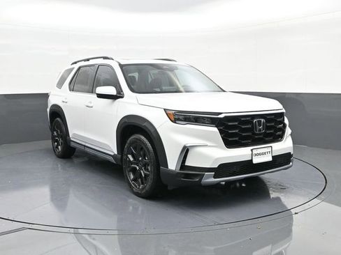 New 2025 Honda Pilot Touring image 20