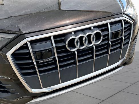 Used 2023 Audi Q7 2.0T Premium Plus w/ Premium Plus Package AWD/4WD image 30