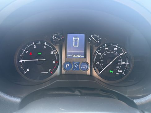 Used 2017 Lexus GX 460 Premium image 14