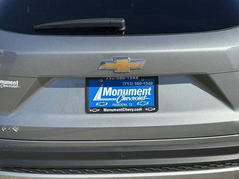 New 2025 Chevrolet Trax LT w/ Driver Confidence Package image 13