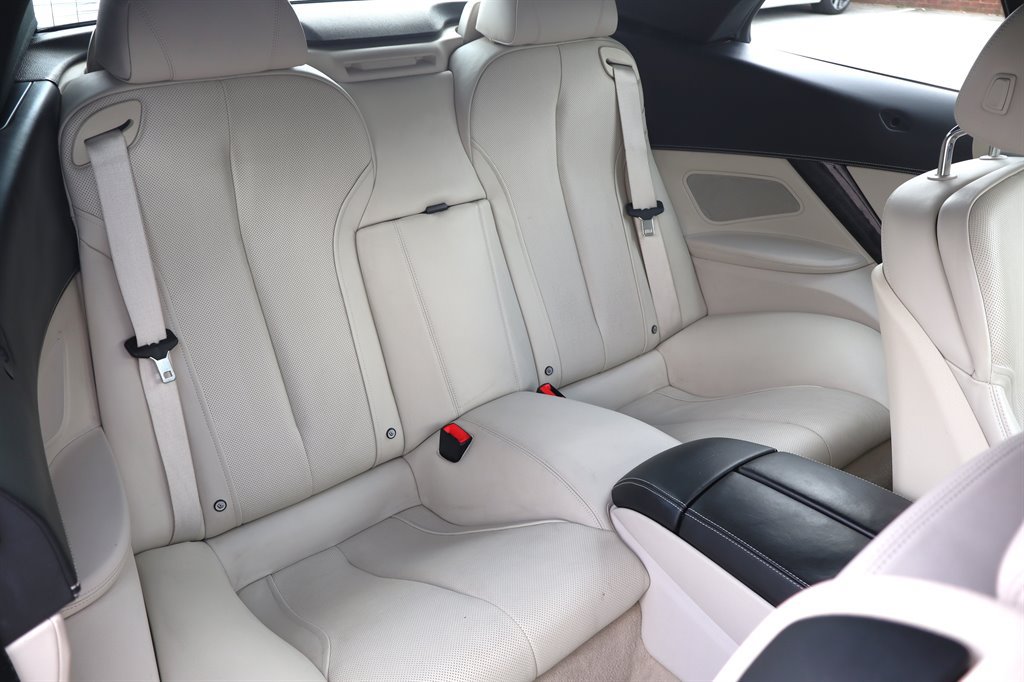 Used 2014 BMW 650i Convertible RWD image 26