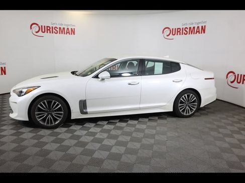 Used 2019 Kia Stinger RWD image 12