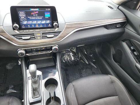 Certified 2023 Nissan Altima 2.5 SV image 16