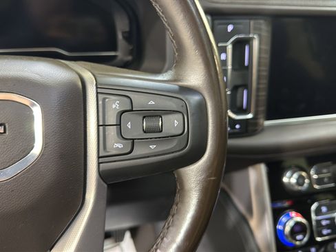 Used 2022 GMC Yukon Denali AWD/4WD image 15