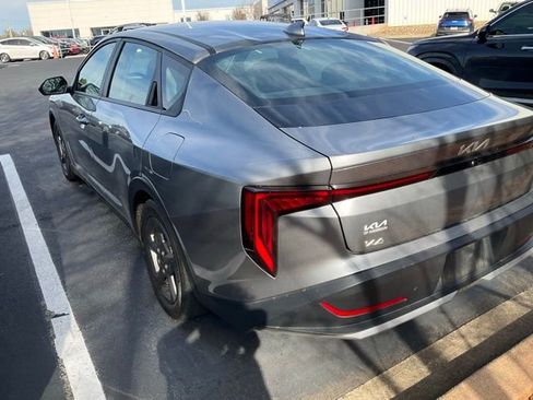 Used 2025 Kia K4 LXS image 8