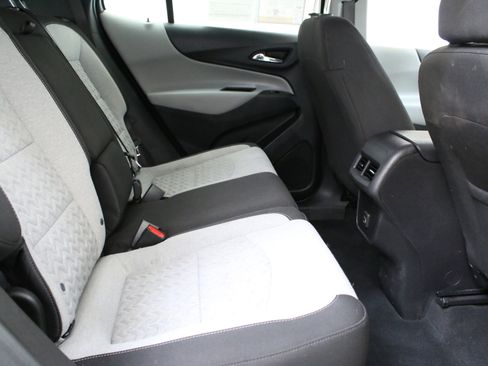 Used 2023 Chevrolet Equinox LS image 28