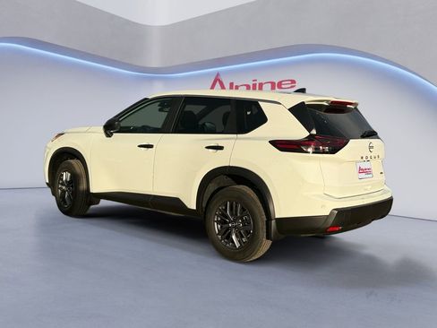 New 2026 Nissan Rogue S image 3