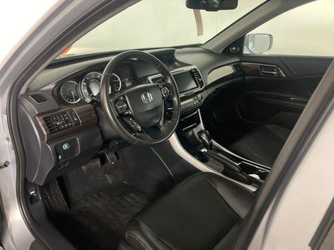Used 2016 Honda Accord EX-L image 12