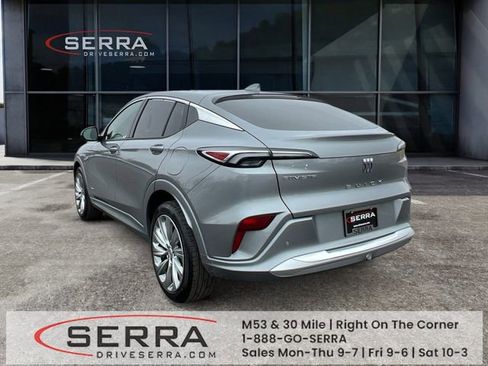 Used 2025 Buick Envista Preferred FWD image 3