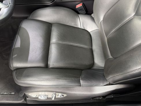 Certified 2018 Porsche Macan S AWD/4WD image 15