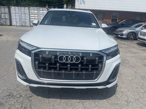 Used 2025 Audi Q7 3.0T Premium Plus w/ Premium Plus Package AWD/4WD image 2