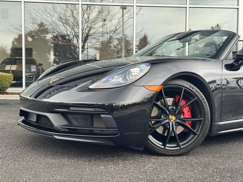 Used 2018 Porsche 718 Boxster GTS image 15