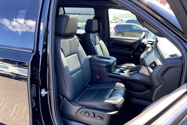 Used 2024 Chevrolet Tahoe RST w/ Luxury Package AWD/4WD image 6