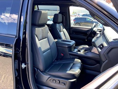 Used 2024 Chevrolet Tahoe RST w/ Luxury Package AWD/4WD image 6