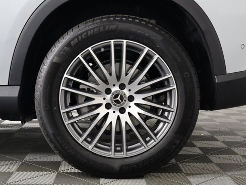 New 2026 Mercedes-Benz GLC 300 image 10